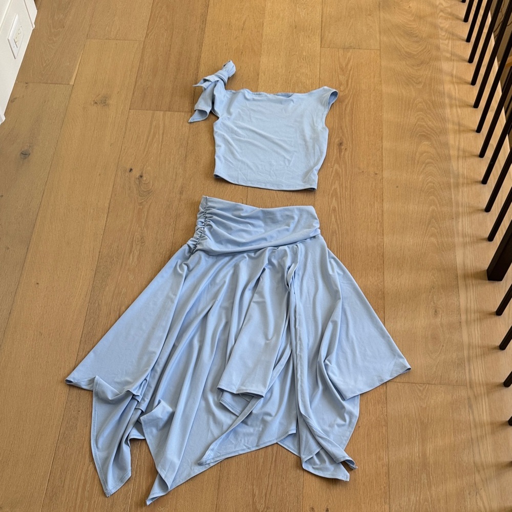 2 piece set